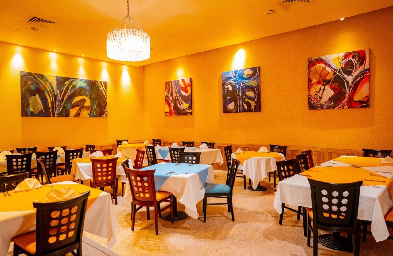 Hotel Novotel Sharm el Sheikh Esterno foto Restaurant interior