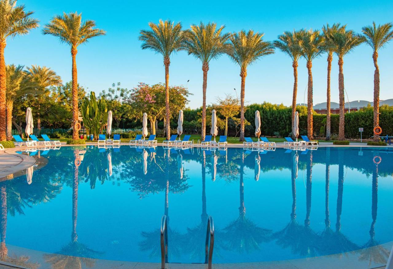 Hotel Novotel Sharm el Sheikh Esterno foto The pool at the Hilton Luxor