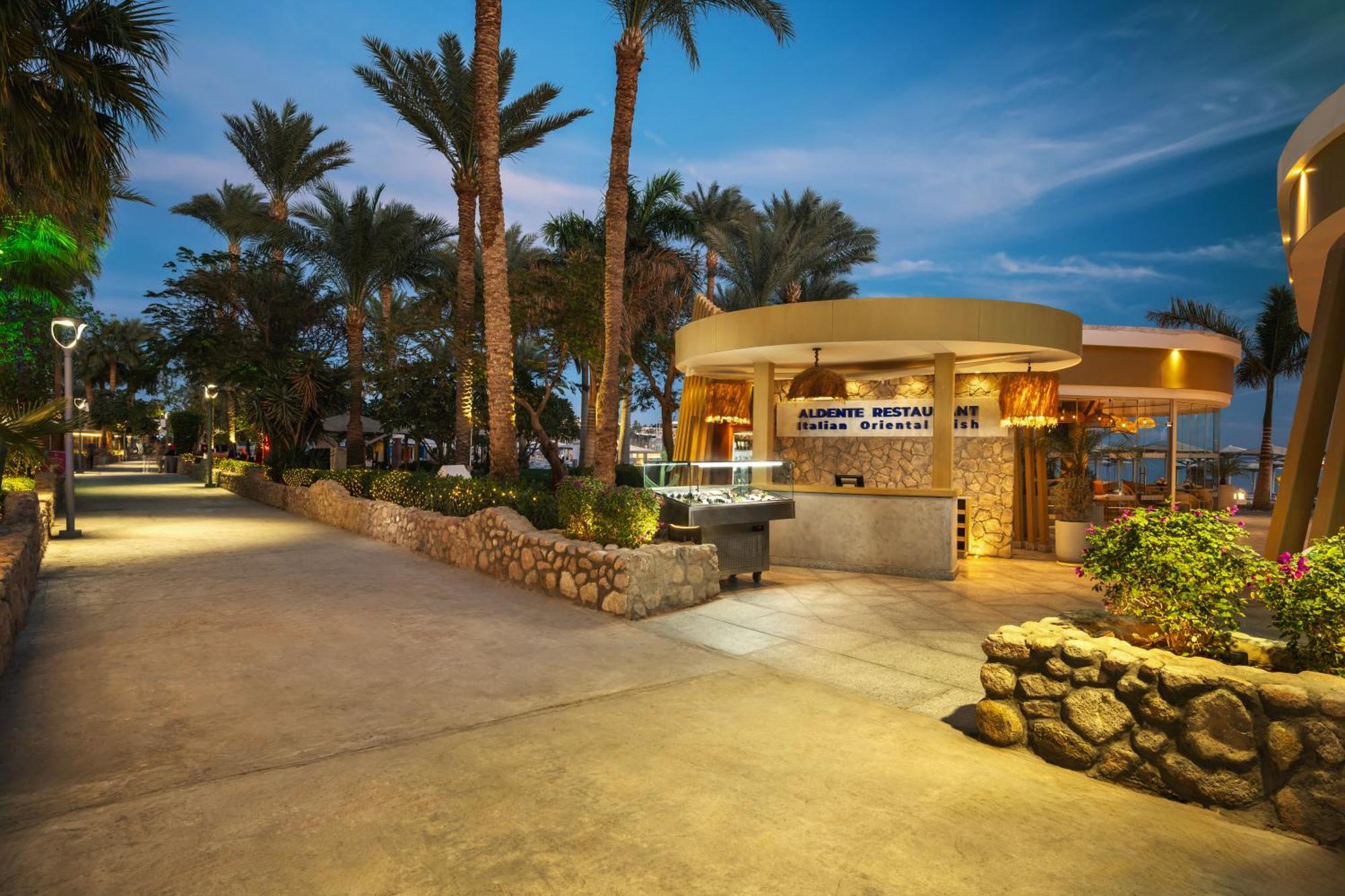 Hotel Novotel Sharm el Sheikh Esterno foto